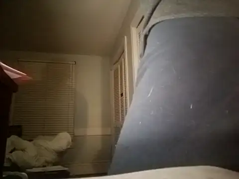 Snapshot of Itzmeebaby chatting on February 8, 9:56 am Itzmeebaby online show from February 8, 9:56 am