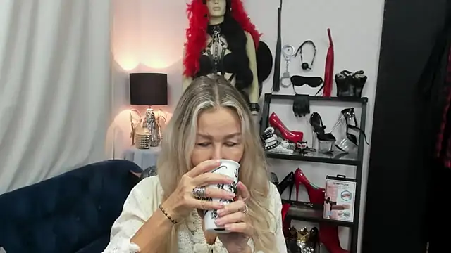 crystaLUX online show from September 24, 4:05 am