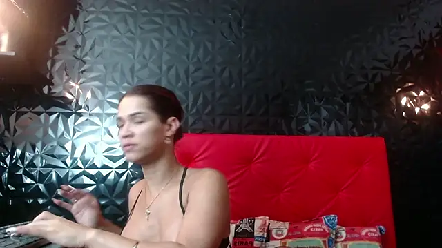 PINK  LOLA1 online show from March 11, 12:00 am