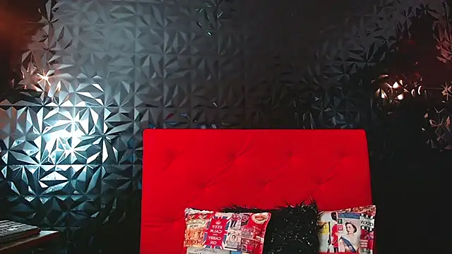 PINK  LOLA1 online show from March 22, 1:54 am