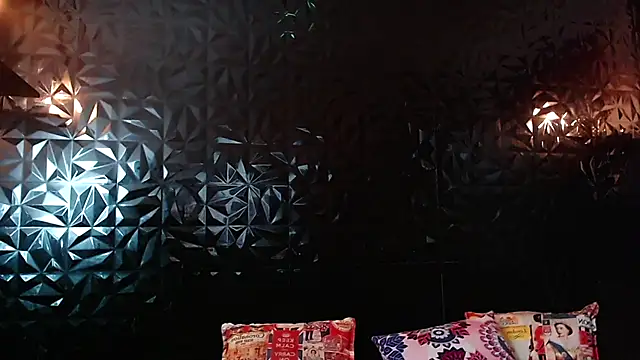 PINK  LOLA1 online show from November 30, 1:15 pm