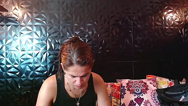 PINK  LOLA1 online show from March 16, 11:31 pm