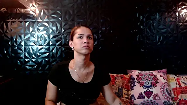 PINK  LOLA1 online show from March 29, 1:22 pm