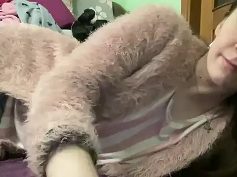 AngelTough20 online show from October 18, 10:10 pm