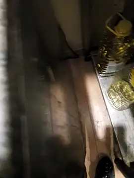 Snapshot of Sripandara1 chatting on March 13, 8:54 pm Sripandara1 online show from March 13, 8:54 pm