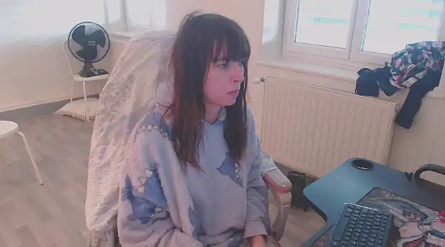 Snapshot of missthon0 chatting on December 20, 10:27 am missthon0 online show from December 20, 10:27 am