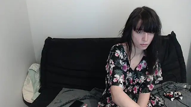 Snapshot of missthon0 chatting on March 16, 12:11 pm missthon0 online show from March 16, 12:11 pm