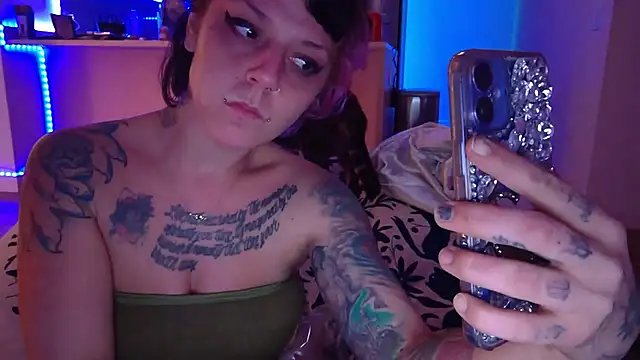 candidcandice online show from October 16, 2:12 am