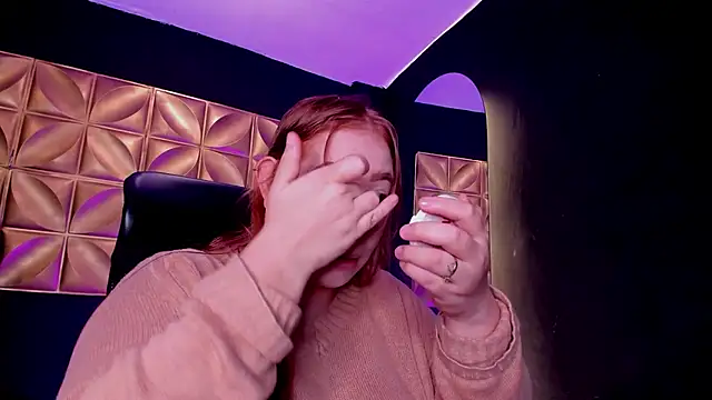 hannamartinn online show from September 30, 3:28 pm