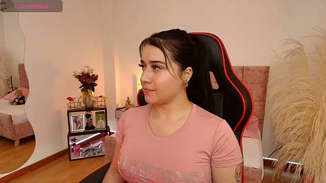 Snapshot of KallyMyller1 chatting on December 10, 7:11 pm KallyMyller1 online show from December 10, 7:11 pm