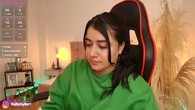 Snapshot of KallyMyller1 chatting on January 15, 10:24 pm KallyMyller1 online show from January 15, 10:24 pm