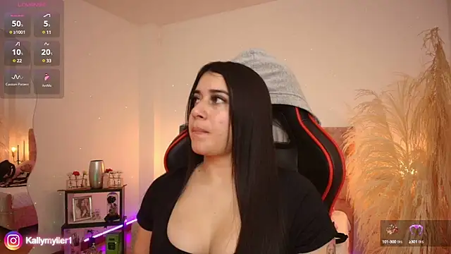 Snapshot of KallyMyller1 chatting on January 28, 7:42 pm KallyMyller1 online show from January 28, 7:42 pm