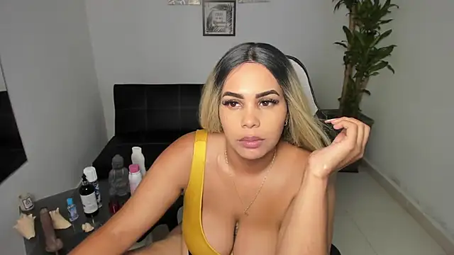 alyssannVhm online show from March 8, 12:33 am