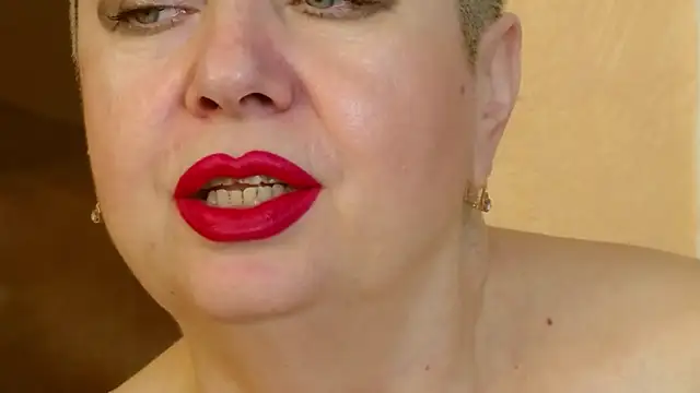 LadyPosh online show from March 22, 3:52 am