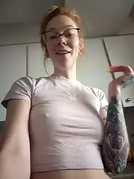 LucidLucy online show from February 23, 2:14 pm