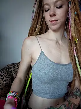 LucidLucy online show from September 21, 12:40 pm