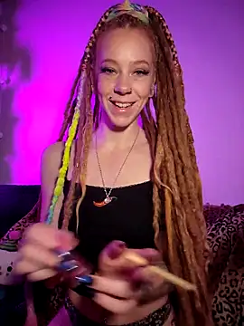 LucidLucy online show from October 12, 9:41 am