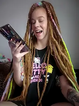 LucidLucy online show from November 28, 2:09 pm