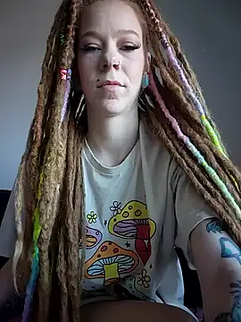 LucidLucy online show from April 20, 11:57 am