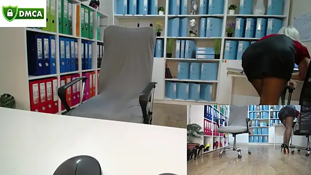 Snapshot of secret-office chatting on June 24, 5:17 am secret-office online show from June 24, 5:17 am