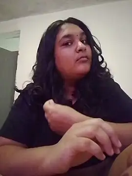 Indianbloom- online show from February 1, 9:52 am