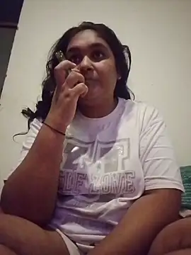Indianbloom- online show from April 8, 3:12 pm