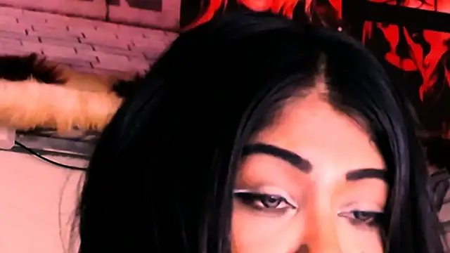 indian dreamgirl online show from October 25, 8:36 pm