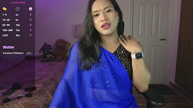 Snapshot of DarlingJenny22 chatting on March 18, 7:53 pm DarlingJenny22 online show from March 18, 7:53 pm