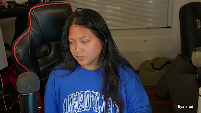 Bubbleliyah online show from November 19, 3:06 am