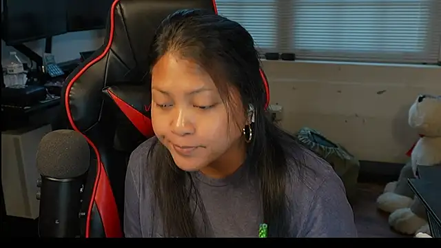 Bubbleliyah online show from April 1, 11:44 am