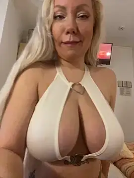 SofiaJoy online show from February 13, 1:59 pm