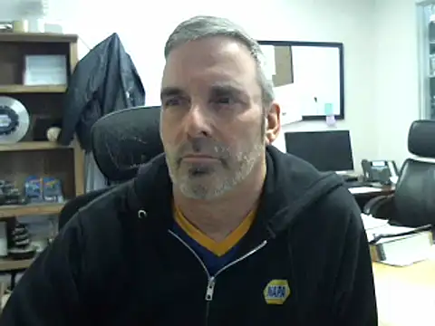 Snapshot of Russianjewel chatting on February 4, 7:44 pm Russianjewel online show from February 4, 7:44 pm