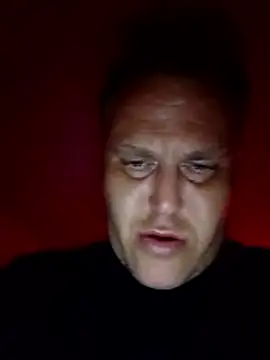 Snapshot of OliverBerlinSucht chatting on June 14, 1:58 am OliverBerlinSucht online show from June 14, 1:58 am