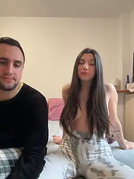 Snapshot of couplepenetration chatting on December 22, 9:55 am couplepenetration online show from December 22, 9:55 am