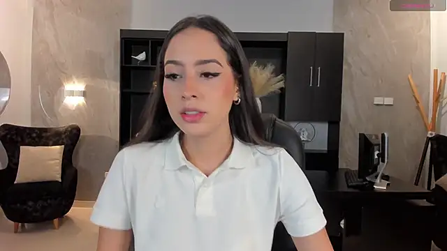 BrennaWalker online show from January 4, 7:13 pm