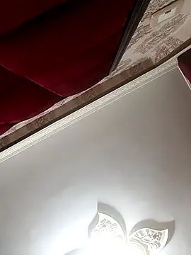 Snapshot of Popzbo chatting on December 4, 3:27 am Popzbo online show from December 4, 3:27 am