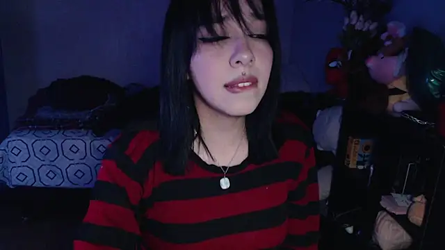 Snapshot of babyakem chatting on November 12, 4:13 am babyakem online show from November 12, 4:13 am