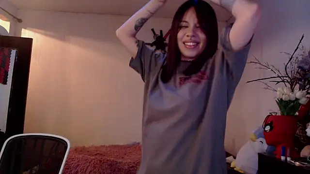 Snapshot of babyakem chatting on February 15, 7:51 am babyakem online show from February 15, 7:51 am