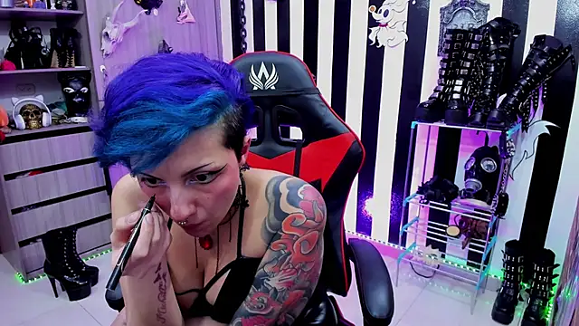 Snapshot of Mistress_Yelena chatting on March 6, 9:31 pm Mistress Yelena online show from March 6, 9:31 pm