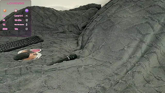 SuchArt  online show from April 23, 9:30 am