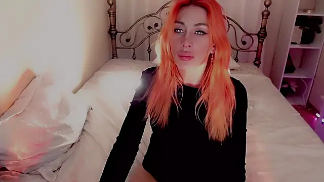 AnnieGOld  online show from December 6, 8:37 am