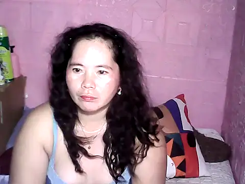 hotpusie 4u online show from October 19, 2:07 pm