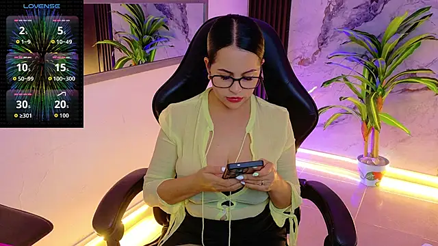 Snapshot of pamelajackson chatting on November 13, 9:58 pm pamelajackson online show from November 13, 9:58 pm