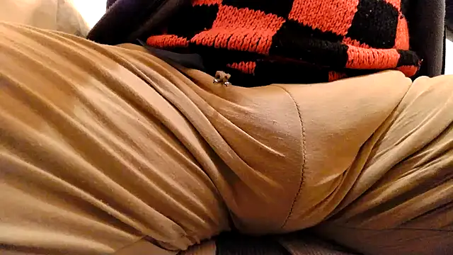 Snapshot of gae89tano chatting on March 2, 8:40 pm gae89tano online show from March 2, 8:40 pm