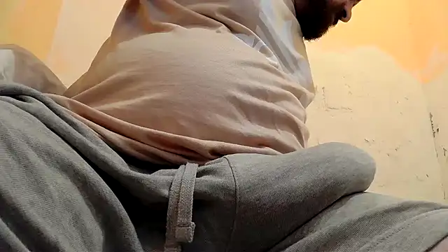 Snapshot of gae89tano chatting on October 26, 10:21 am gae89tano online show from October 26, 10:21 am