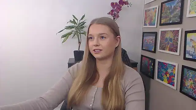 Mysteryerica online show from January 15, 9:35 am