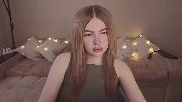 ViolettaLopez online show from April 2, 2:26 pm