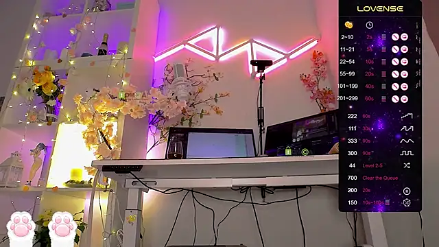 Elena-Marilyn online show from April 22, 8:43 pm