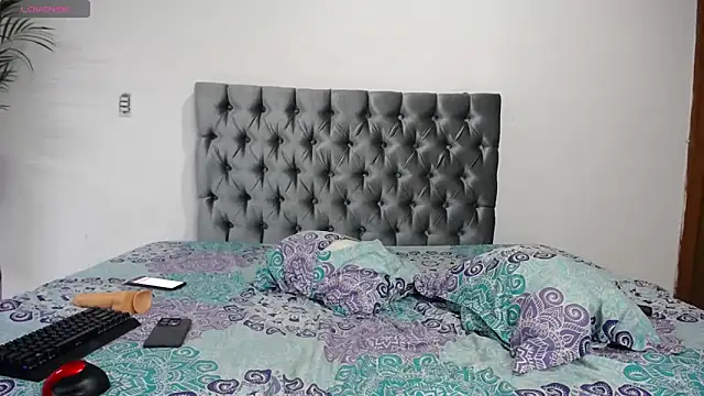 ashley morgan 18 online show from February 14, 5:19 am