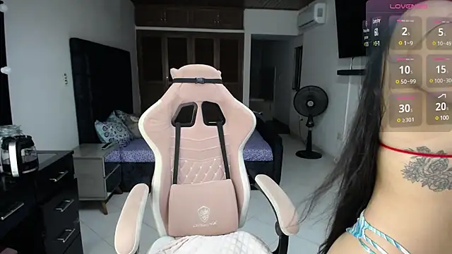 ashley morgan 18 online show from March 6, 2:09 am